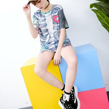 Load image into Gallery viewer, Skull Bone Heart Print Casual T-Shirt